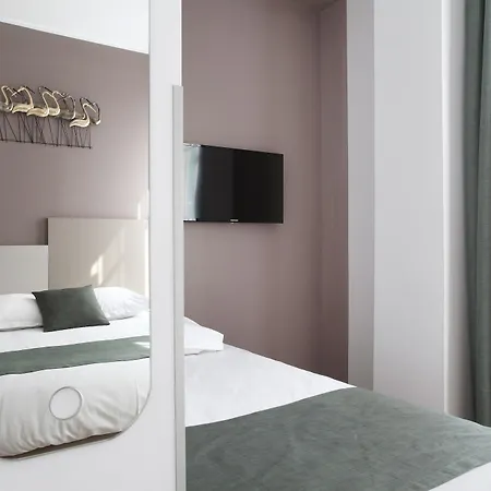 Alcove Отель Ницца