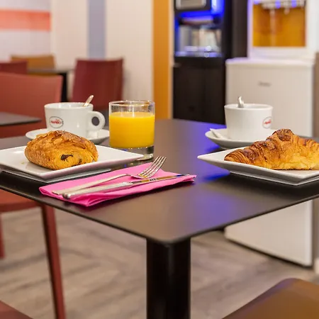 Alcôve Hotel 3*