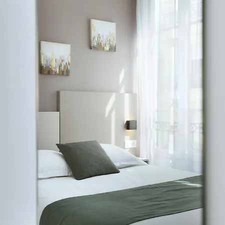 Szálloda Alcove 3*