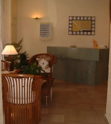 Alcove 3*